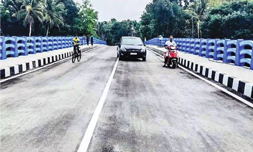 കൂളിമാട് പാലം ട്രയൽ റണ്ണിന് തുറന്നു; ഉടൻ അടച്ചു