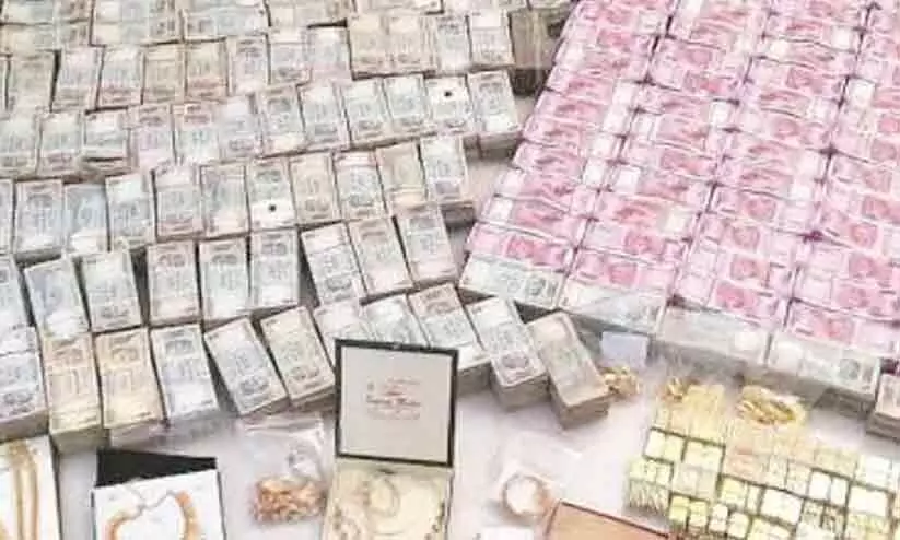 Over Rs 2 crore in cash, 1kg gold found in basement of govt office in Jaipur