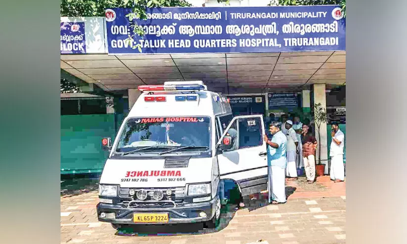 ആംബുലന്‍സ് സേവനത്തിന് സാ​​​ങ്കേതിക തടസ്സം ബോട്ടപകടത്തിൽപെട്ട കുട്ടിക്ക് ചികിത്സ വൈകി