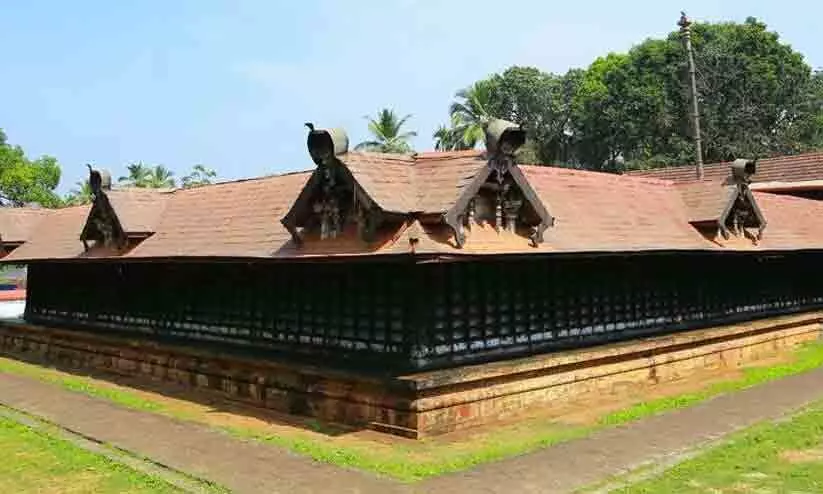 lokanarkavu temple