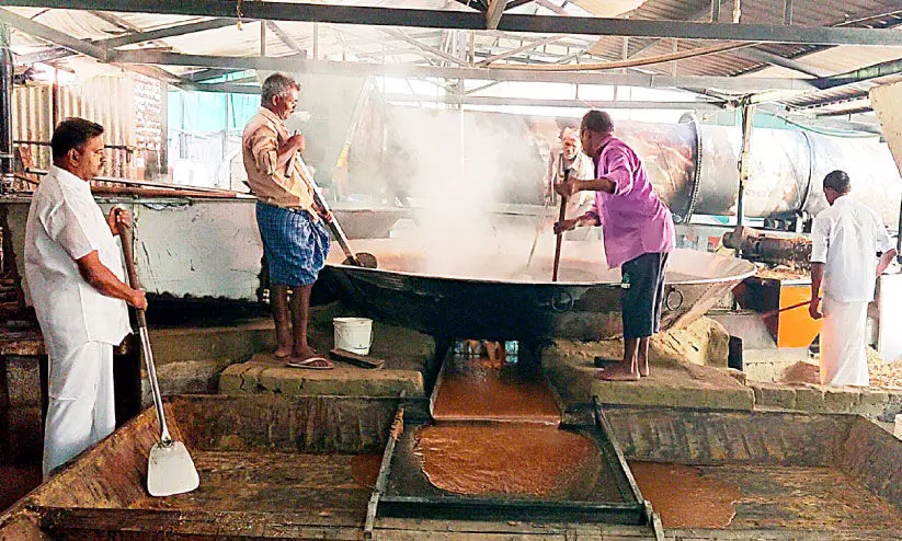 മധുരം കൂടി മറയൂർ ശർക്കര വില 100 കടന്നു