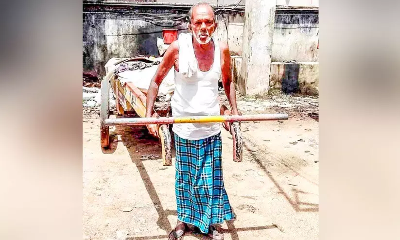 പട്ടണത്തിലെ അവസാന ഉന്തുവണ്ടിക്കാരനും ഓർമയായി