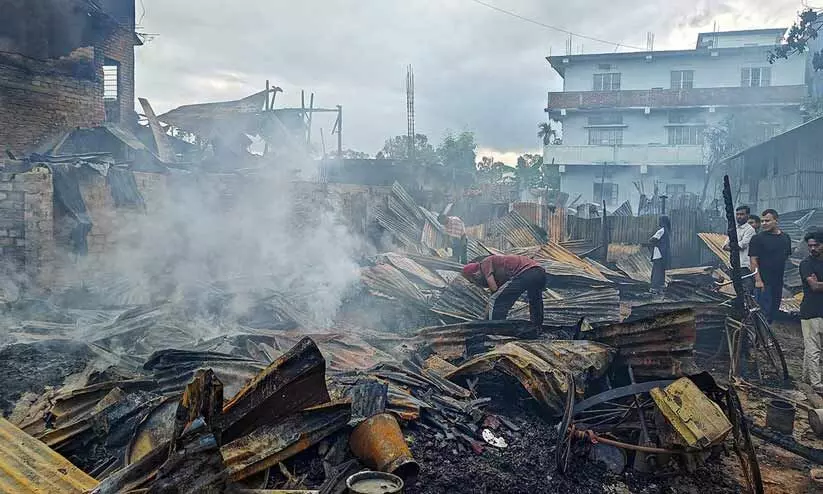 മണിപ്പൂരിലെ കൂട്ട ശവസംസ്കാരം തടഞ്ഞ് ഹൈകോടതി; കുക്കികളുമായി മാരത്തോൺ ചർച്ച നടത്തി കേന്ദ്ര ആഭ്യന്തര മന്ത്രാലയം