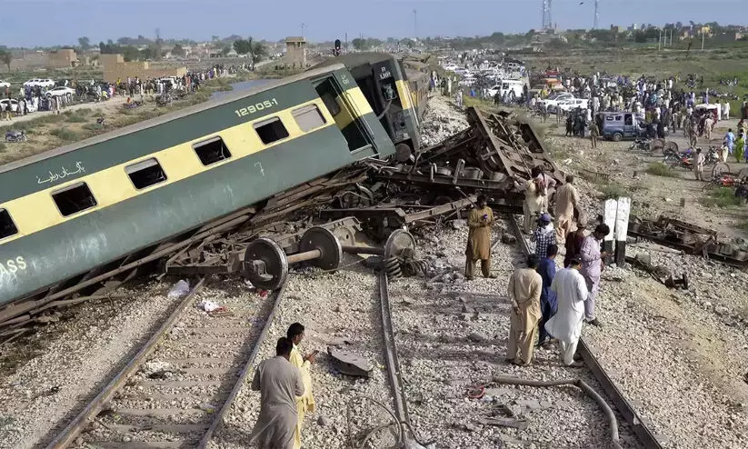 Pakistan train accident