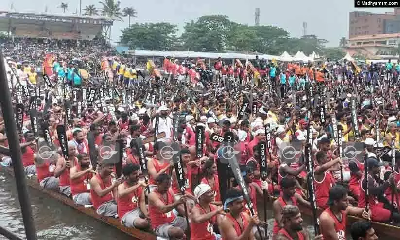 Nehru Trophy boat race