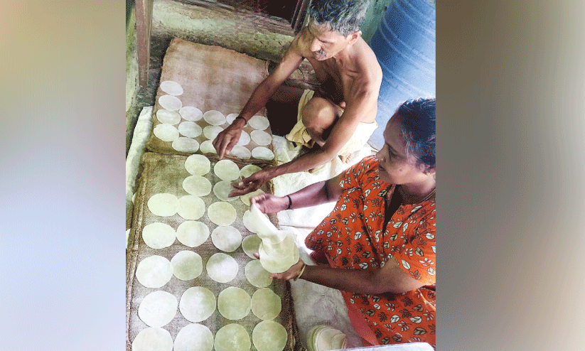 papadam  workers