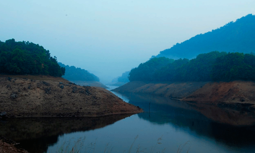 ജലനിരപ്പ് ഗണ്യമായി താഴ്ന്നു;  കക്കയത്ത് വൈദ്യുതി ഉൽപാദനം പ്രതിസന്ധിയിലേക്ക്