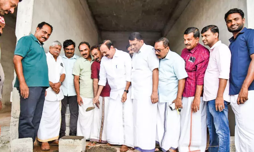 ഡബിൾ ബെൽ; കാ​ത്തി​രി​പ്പി​നൊ​ടു​വി​ൽ മ​ല​പ്പു​റം കെ.​എ​സ്.​ആ​ർ.​ടി.​സി ബ​സ് ടെ​ർ​മി​ന​ൽ പ്ര​വൃ​ത്തി​ക്ക് തു​ട​ക്കം