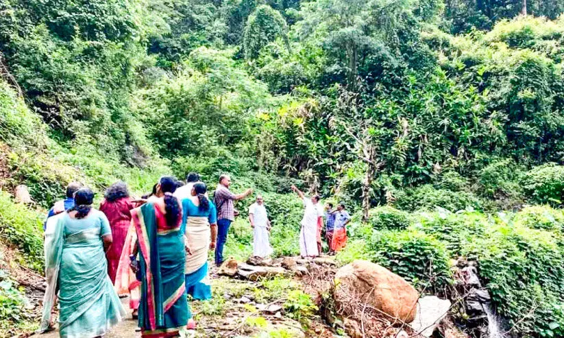 മഴവെള്ളപ്പാച്ചിൽ; തലനാട്ടിൽ ദുരന്ത നിവാരണ അതോറിറ്റിയുടെ സന്ദർശനം