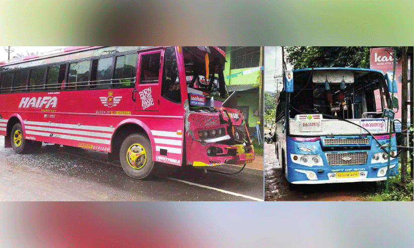 Private buses collision,