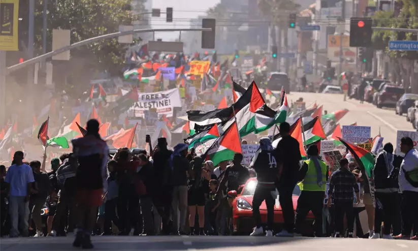 march in support of Palestinians in Los Angeles. photo: David Swanson/AFP