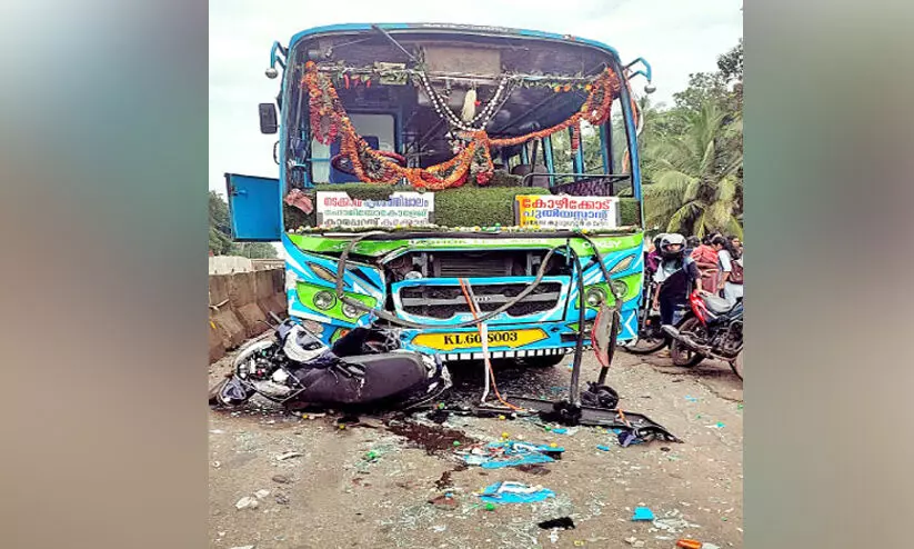 A bike crashed after being hit by a bus at Vengeri bypass junction.