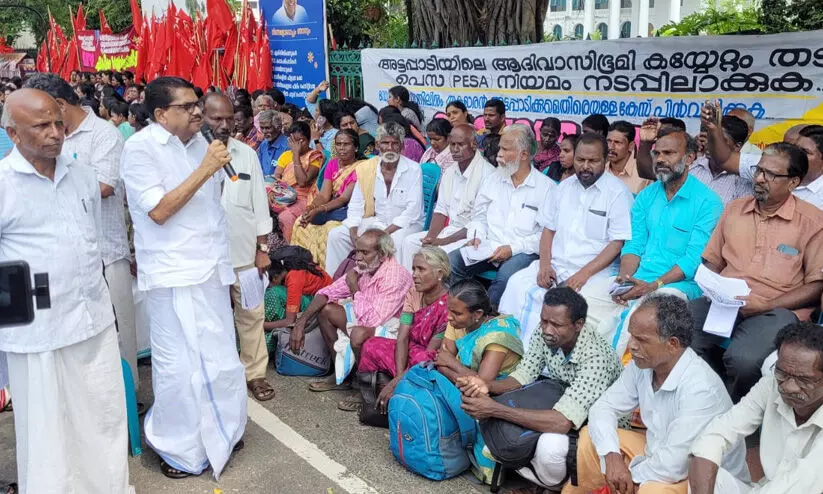 അട്ടപ്പാടിയിലെ ആദിവാസികൾ നേരിടുന്ന അനീതിയിൽ നിയമസഭ ഇടപെടണമെന്ന് വി.എം സുധീരൻ