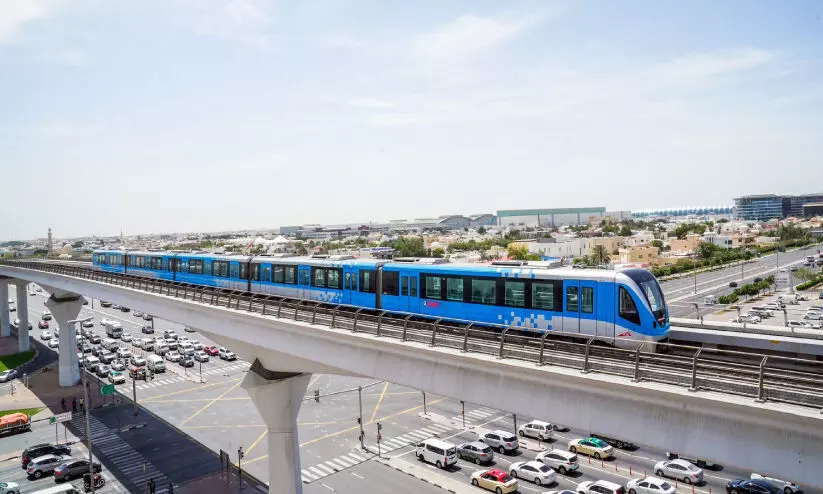 Dubai Metro Blue track