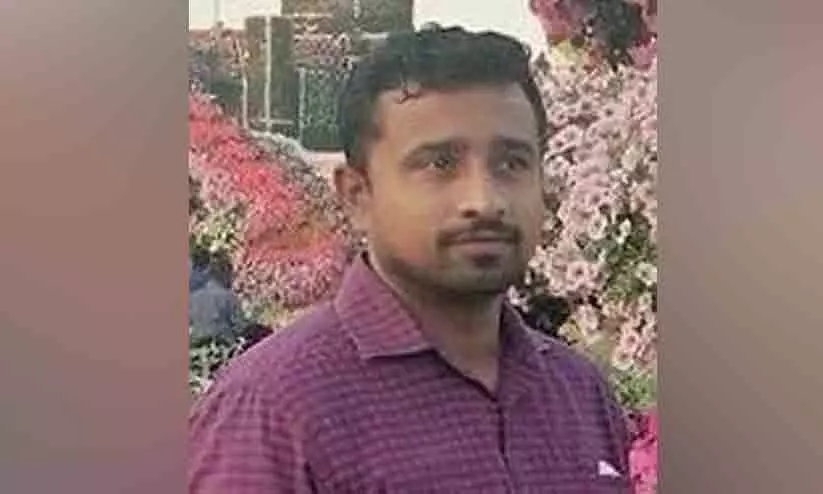 A Malayali died after his car caught fire in Ajman