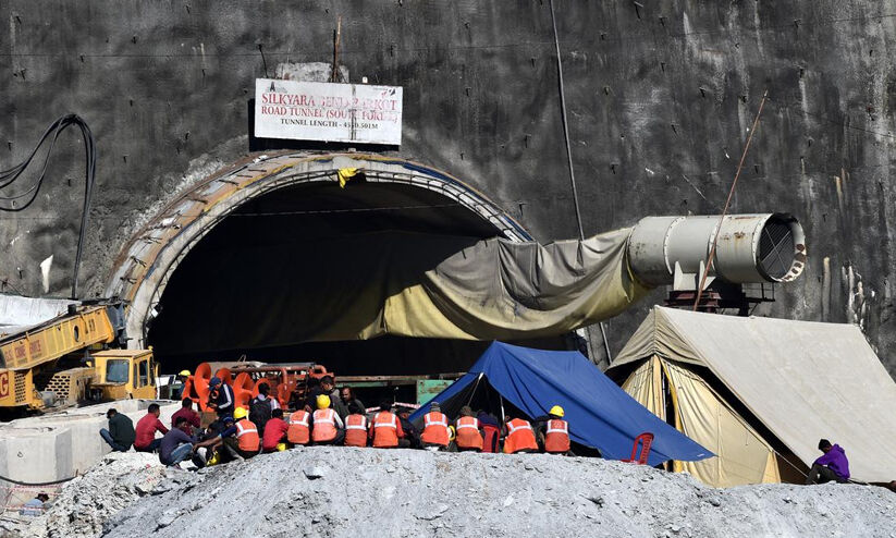 Silkyara Tunnel Rescue Update 41 Workers Trapped Drilling Stopped Again Latest News Timenews 