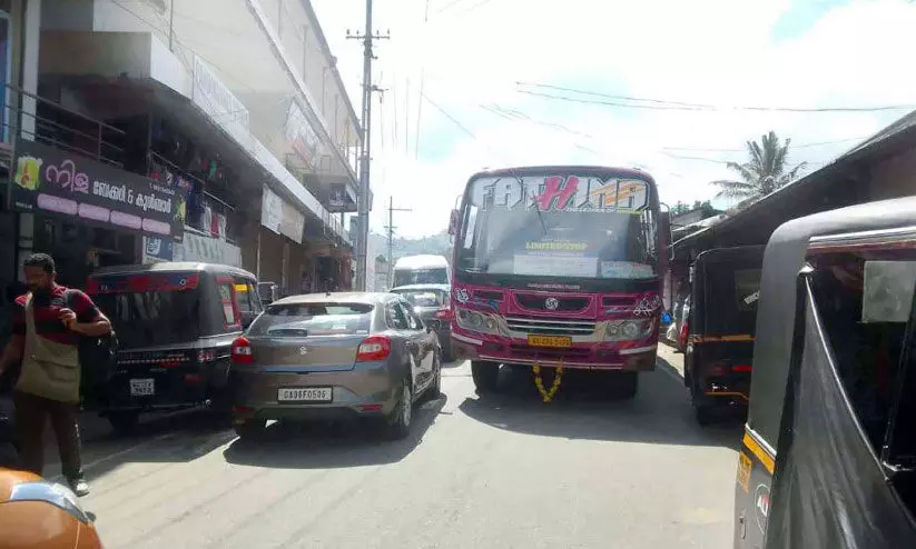 bus stand