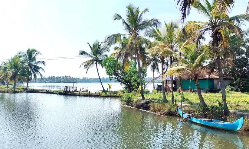 നവകേരള ബസ് യാത്രക്കാരുടെ ശ്രദ്ധക്ക്; എറണാകുളത്തിന് ആവശ്യങ്ങൾ ഏറെ