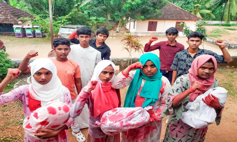 ഫ​ല​സ്തീ​നി​ക​ളു​ടെ ര​ക്​​ത​സാ​ക്ഷി​ത്വം വെ​റു​തെ​യാ​കി​ല്ലെ​ന്ന്​  ഓ​ർ​മി​പ്പി​ച്ച്​ ഐ​ര​വ​ൺ പി.​എ​സ്.​വി.​പി.​എം സ്കൂ​ൾ