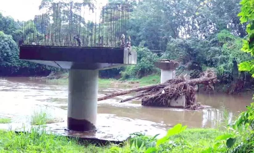 ചിറ്റൂർ കടവ് പാലം