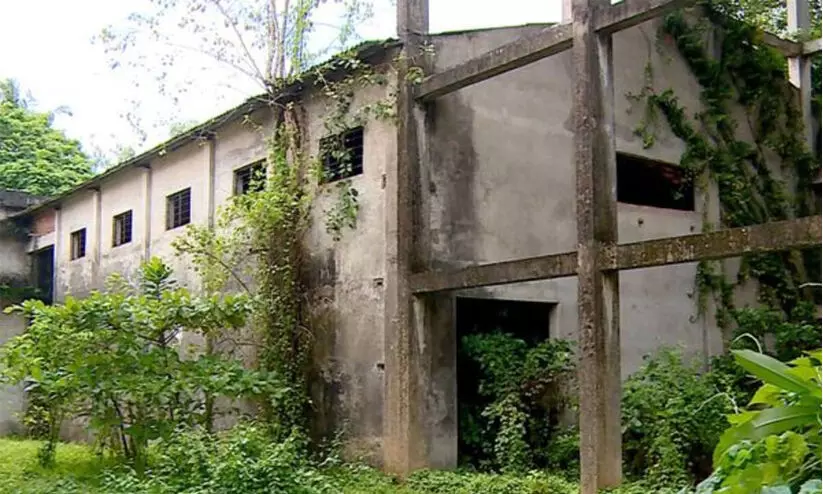 തകഴിയിൽ റൈസ് മില്ലിന് നിർമിച്ച കെട്ടിടം ഗോഡൗണാക്കാമോയെന്ന് പരിശോധിക്കുമെന്ന് പി. പ്രസാദ്