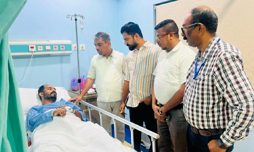 Al ahsa oicc visiting khalid in hospital
