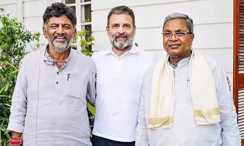 Deputy Chief Minister D.K. Shivakumar, Karnataka Chief Minister Siddaramaiah along with Rahul Gandhi M.P.