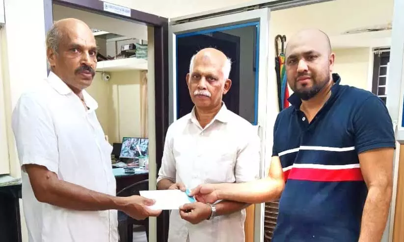 handing contributions to paliative care by riyadh area welfare association