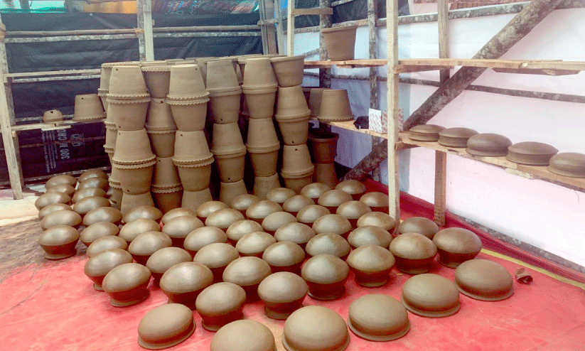 pottery