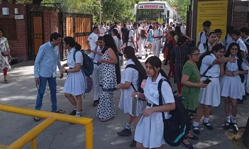 5 Delhi schools receive bomb threats searches underway