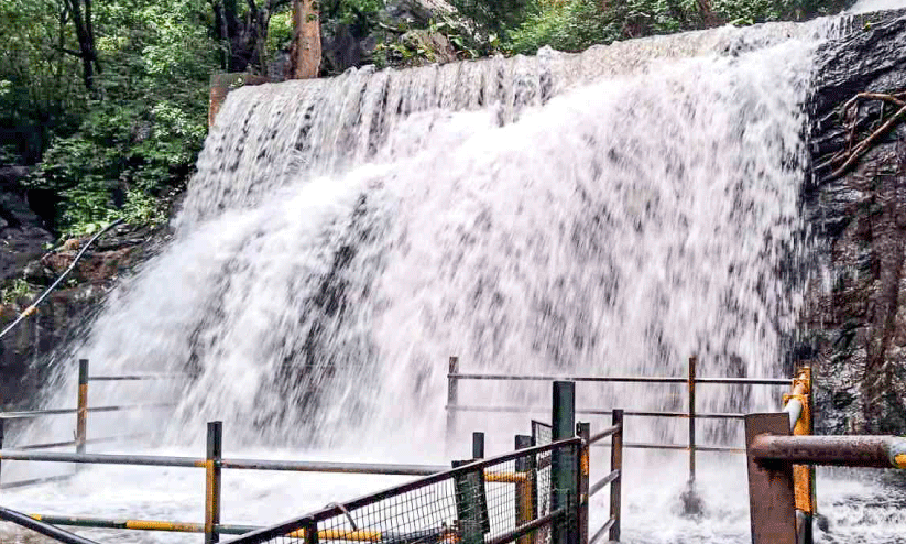 Churuli Falls