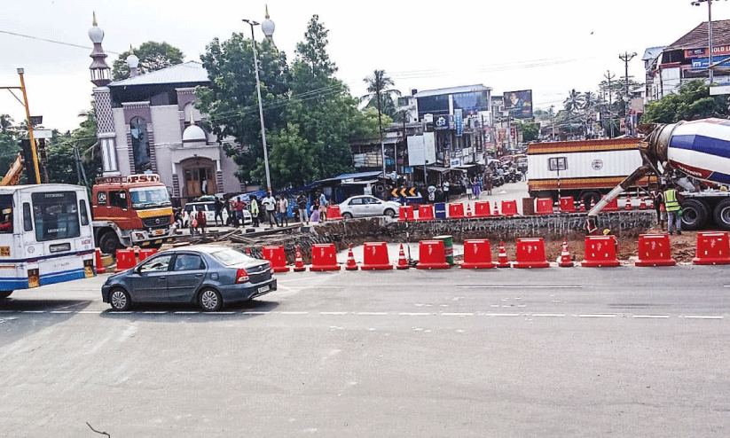 Valayar-Vadakkencherry Road