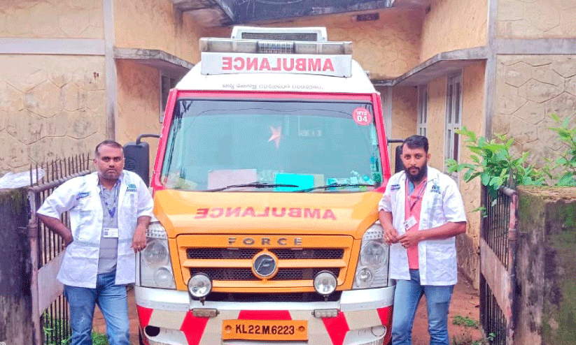 Ambulance driver P.V. Nijeesh, Emergency Medical Technician Beryl Gilbert Mr