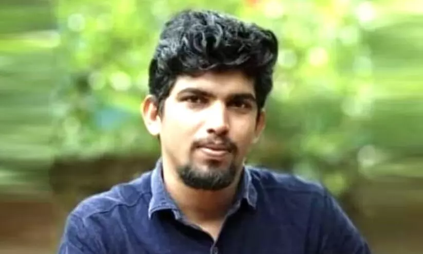 ബൈക്ക് മീഡിയനിലിടിച്ച് യുവാവിന് ദാരുണാന്ത്യം