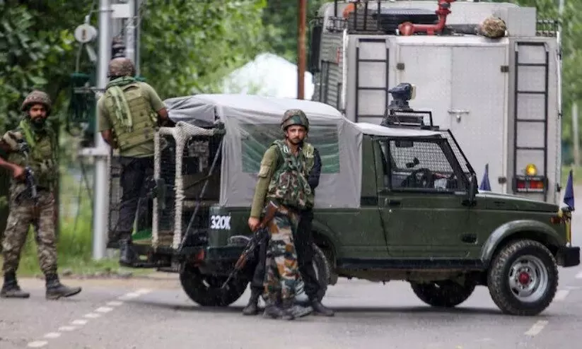 കശ്മീരിൽ ഏറ്റുമുട്ടൽ; സുരക്ഷാസേന രണ്ട് ഭീകരരെ വധിച്ചു