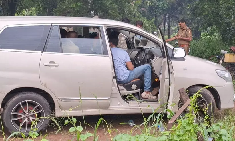 അങ്കമാലിയിലും നെടുമ്പാശ്ശേരിയിലും രാസലഹരി ശേഖരം പിടികൂടി; രണ്ട് പേർ കസ്റ്റഡിയിൽ