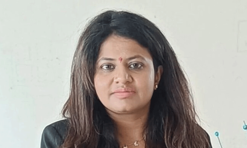 Puja Khedkar IAS