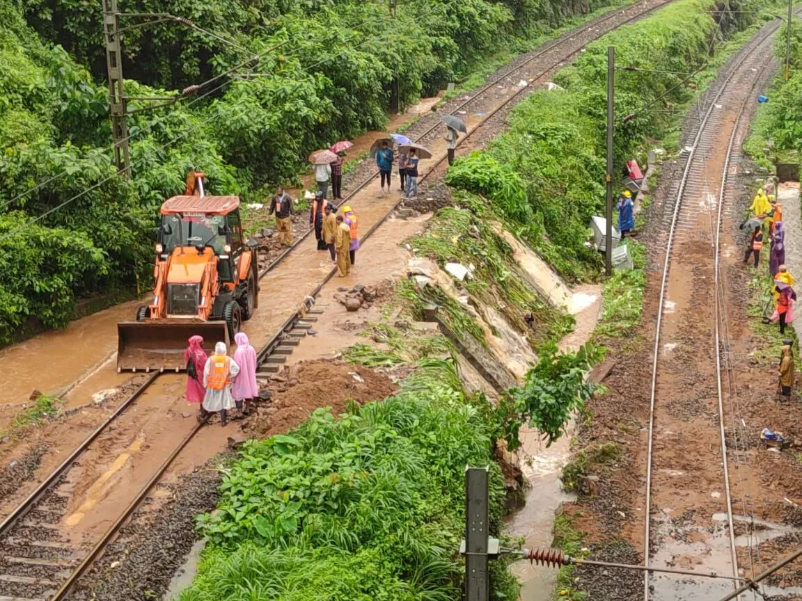 പൊരിങ്ങല്‍ക്കുത്ത് ഡാം: ഒരു റിവര്‍ സ്ലുയിസ് കൂടി തുറക്കും