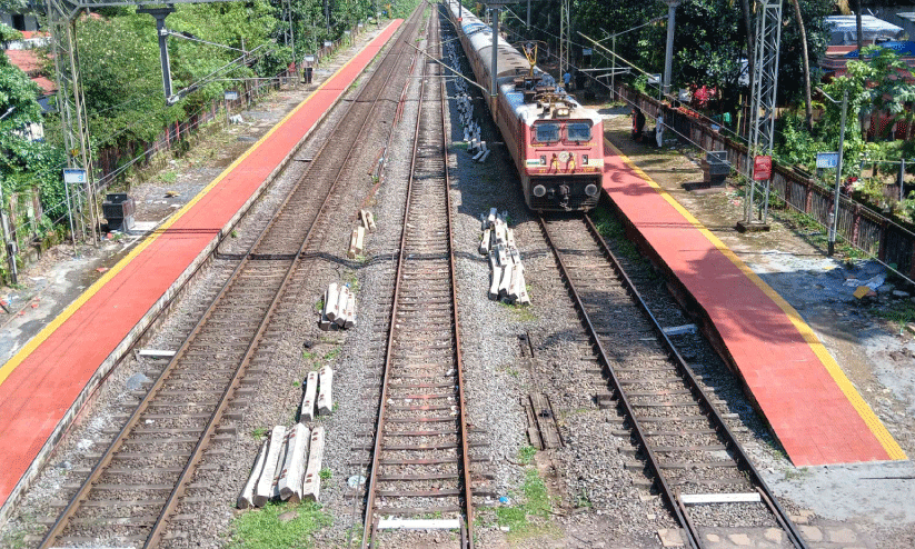 Kotikulam railway station