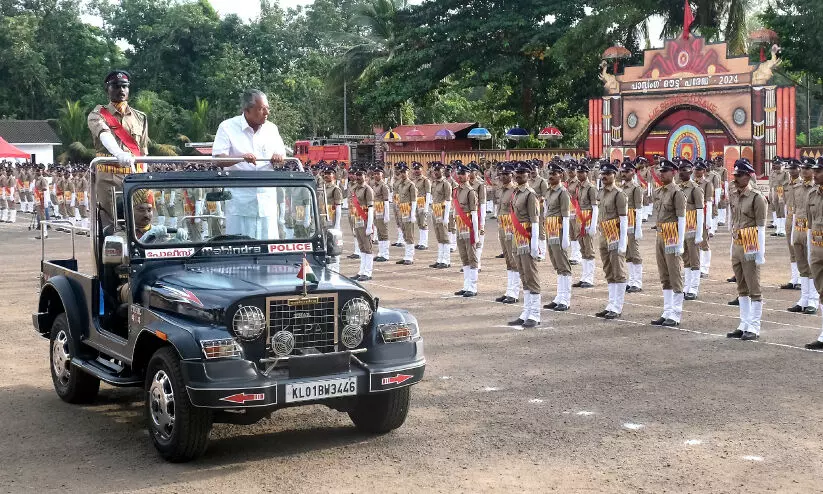 സിവില്‍ ഡിഫന്‍സ് ഫോഴ്സ് വിപുലീകരിക്കും -മുഖ്യമന്ത്രി