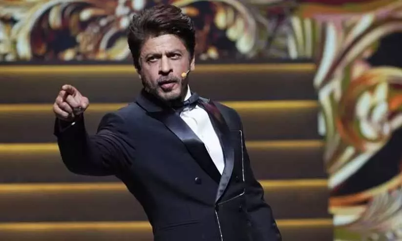 Karan Johar Asks Shah Rukh Khan Who Will Be Next King of Romance, Actors Response Wins Internet!