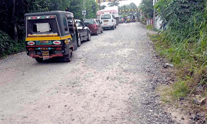 Mainagapally Railway gate