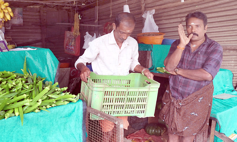 ‘നാ​ട് ന​ന്നാ​ക​ണം; വി​ളി​ച്ചാ​ൽ ഫോ​ൺ എ​ടു​ക്ക​ണം’