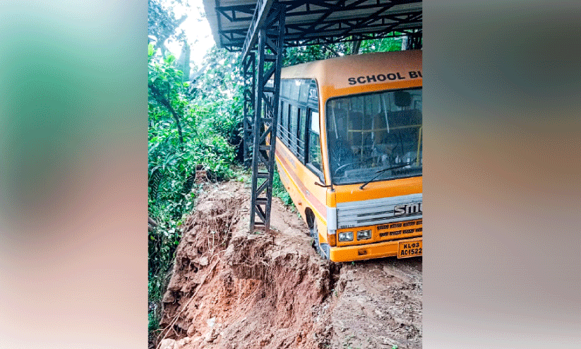 തൈക്കാവ് ഗവ. ഹയർ സെക്കൻഡറി സ്‌കൂൾ ബസ് കട്ടപ്പുറത്തായിട്ട്​ അഞ്ചുവർഷം