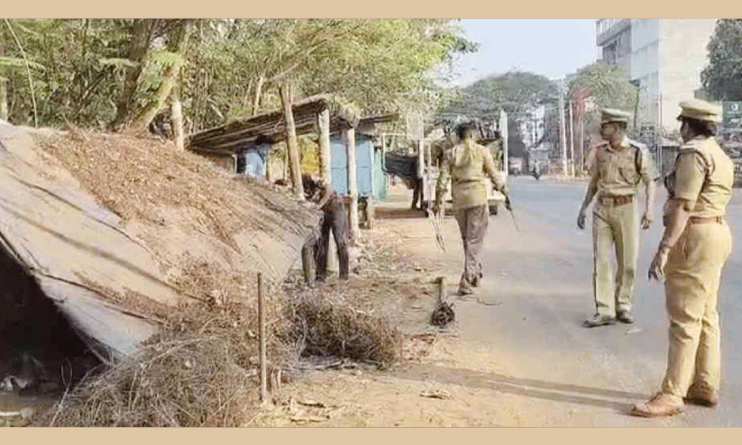 അ​ന​ധി​കൃ​ത വ​ഴി​യോ​ര ക​ച്ച​വ​ടം; ഒ​ഴി​പ്പി​ക്ക​ലു​മാ​യി ന​ഗ​ര​സ​ഭ