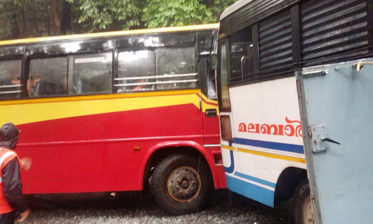 Bus-accident-20.07.2019