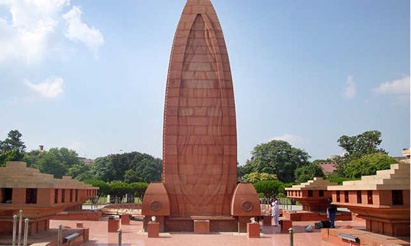 Jallianwala-Bagh-memmorial