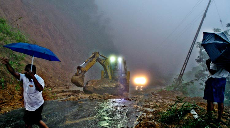 മഴ: വയനാട്ടിലെ വിദ്യാഭ്യാസ സ്ഥാപനങ്ങള്‍ക്ക് അവധി