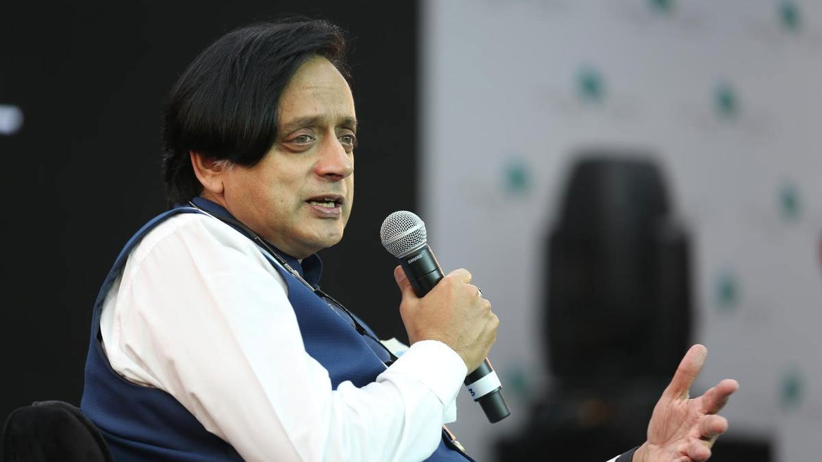 Shashi-Tharoor.jpg