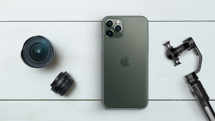 iphone-11-pro-with-gimbal